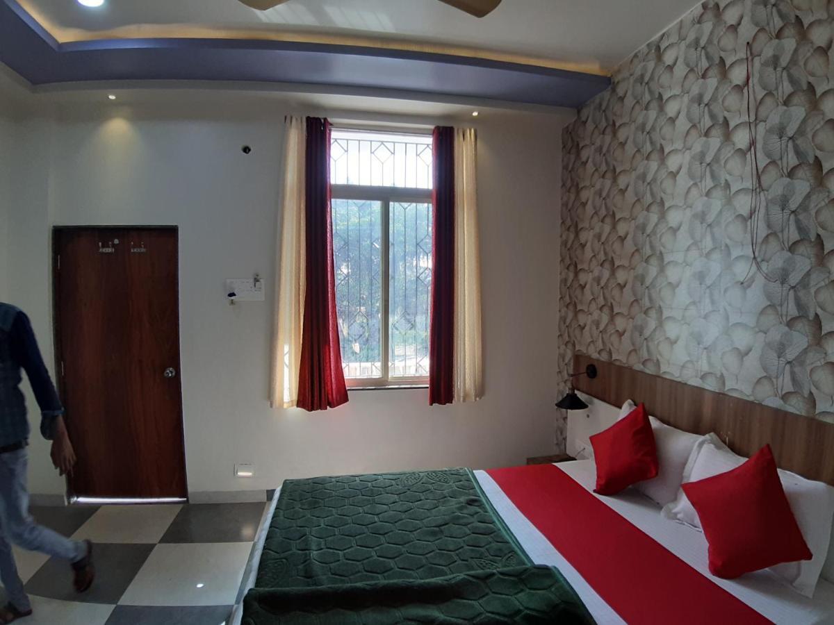 Hotel Great Annapurna Khuldabad Екстер'єр фото