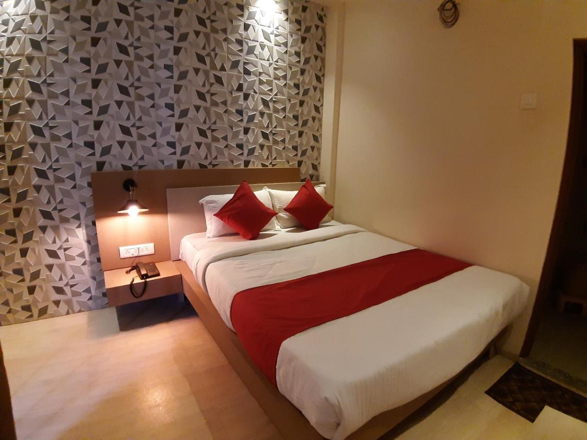 Hotel Great Annapurna Khuldabad Екстер'єр фото