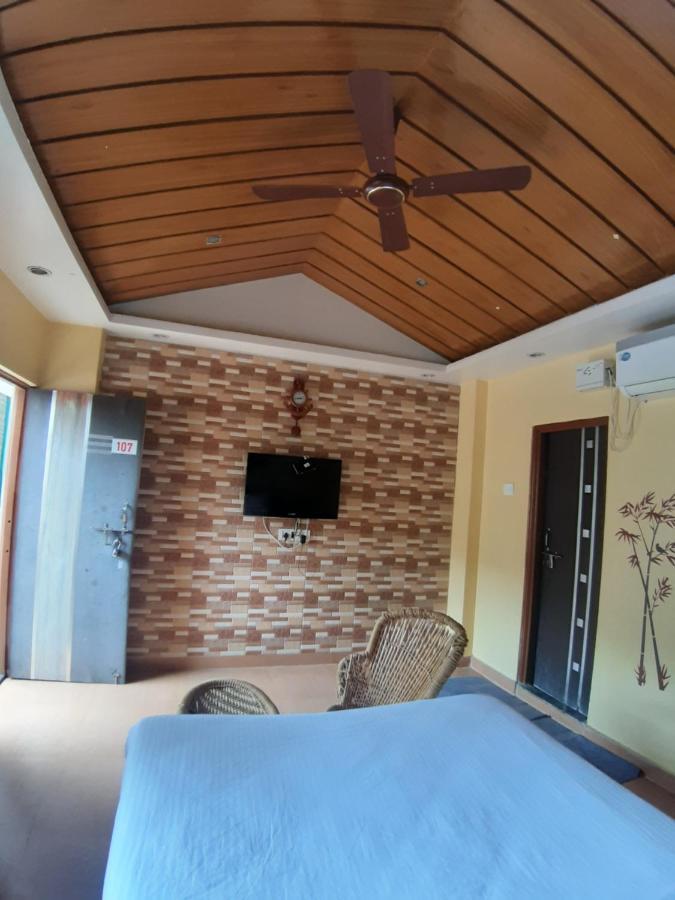 Hotel Great Annapurna Khuldabad Екстер'єр фото