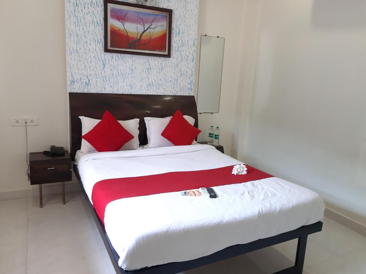 Hotel Great Annapurna Khuldabad Екстер'єр фото